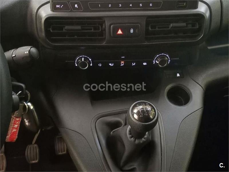 PEUGEOT Partner Pro Standard 600kg BlueHDi