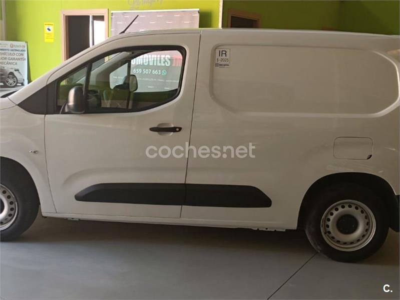 PEUGEOT Partner Pro Standard 600kg BlueHDi