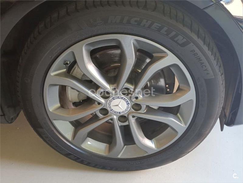MERCEDES-BENZ Clase C 220 BlueTEC Avantgarde 4p.