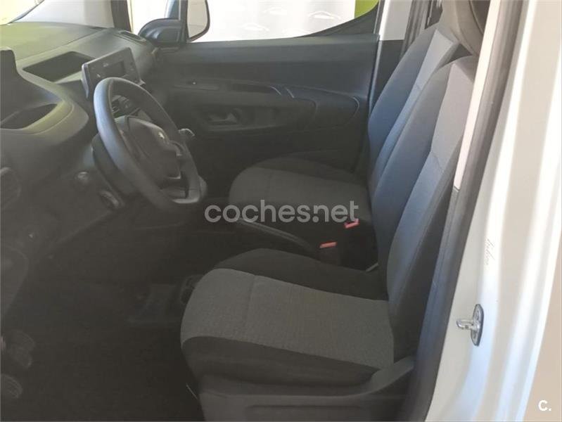 PEUGEOT Partner Pro Standard 600kg BlueHDi