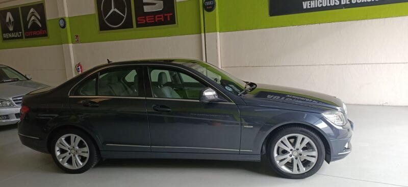 MERCEDES-BENZ Clase C 220 cdi