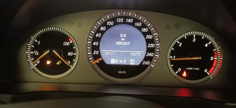 MERCEDES-BENZ Clase C 220 cdi