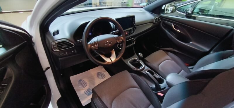 HYUNDAI i30 1.0 TGDI klass