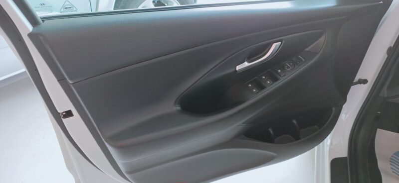 HYUNDAI i30 1.0 TGDI klass