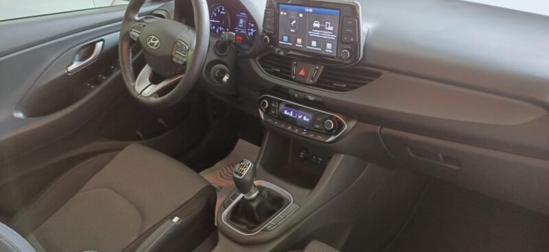 HYUNDAI i30 1.0 TGDI klass