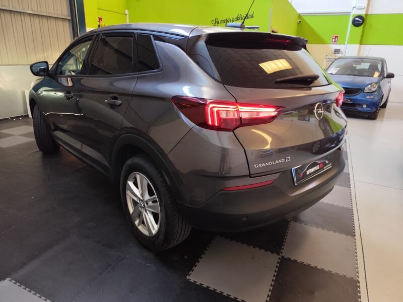 OPEL Grandland X turbo