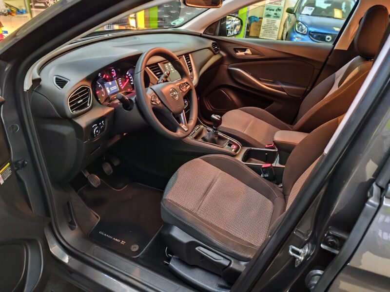 OPEL Grandland X turbo