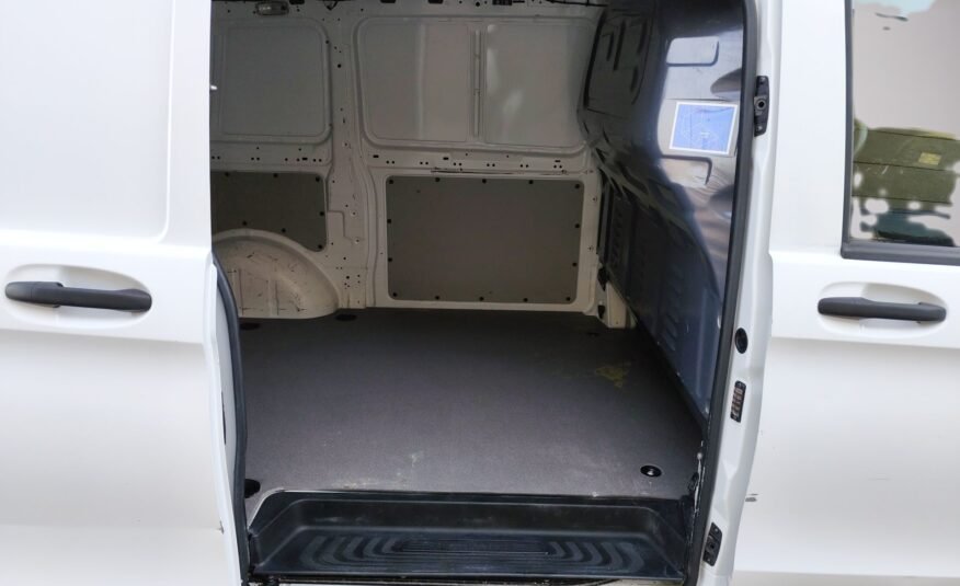 MERCEDES-BENZ vito 110