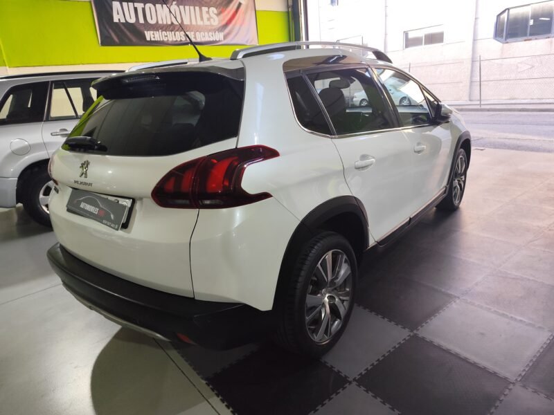PEUGEOT 2008 ALLURE