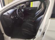 MERCEDES-BENZ GLA 220d 4MATIC