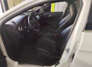 MERCEDES-BENZ GLA 220d 4MATIC